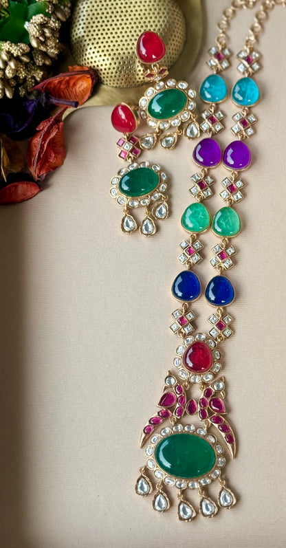 Meher Multicoloured Stones Pendant Set