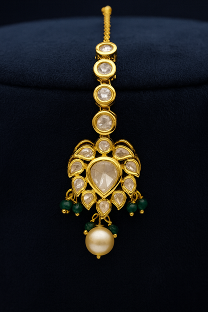 Emerald Raabta Kundan Jewellery Set