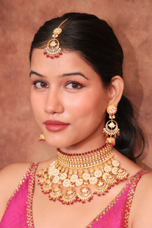 Jharokha Royale Kundan Jewellery Set