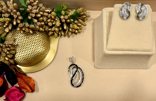Nexa Pendant Set