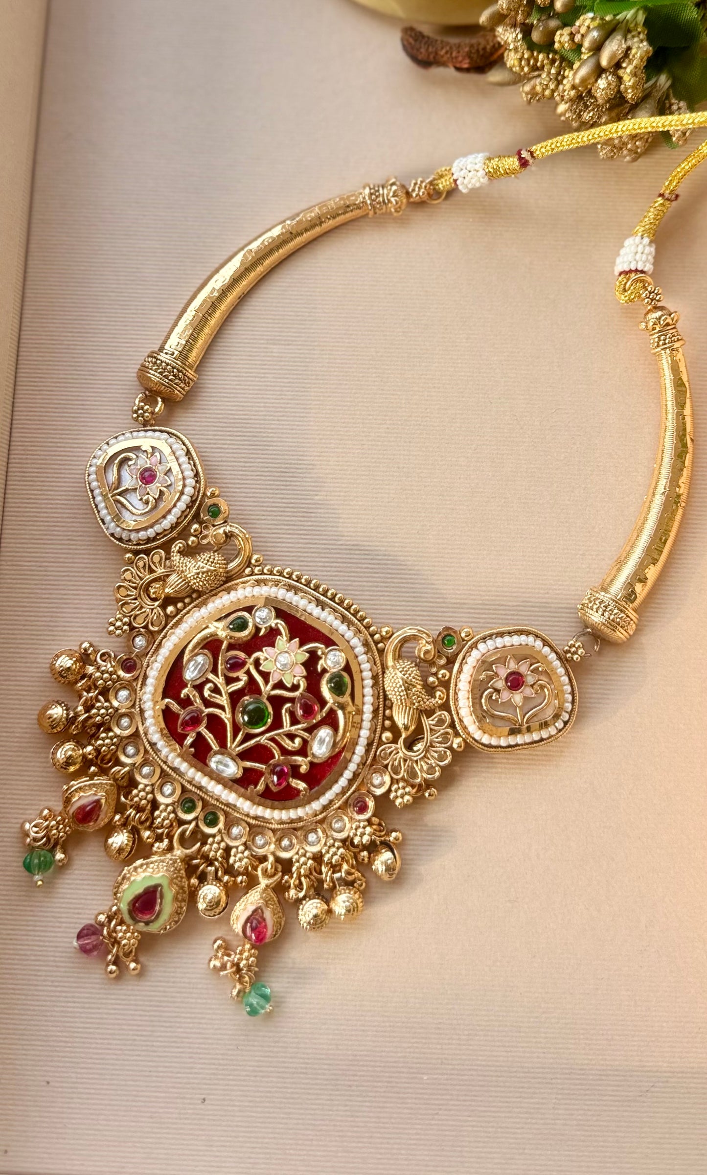 Vasanti Heritage Jewellery Set