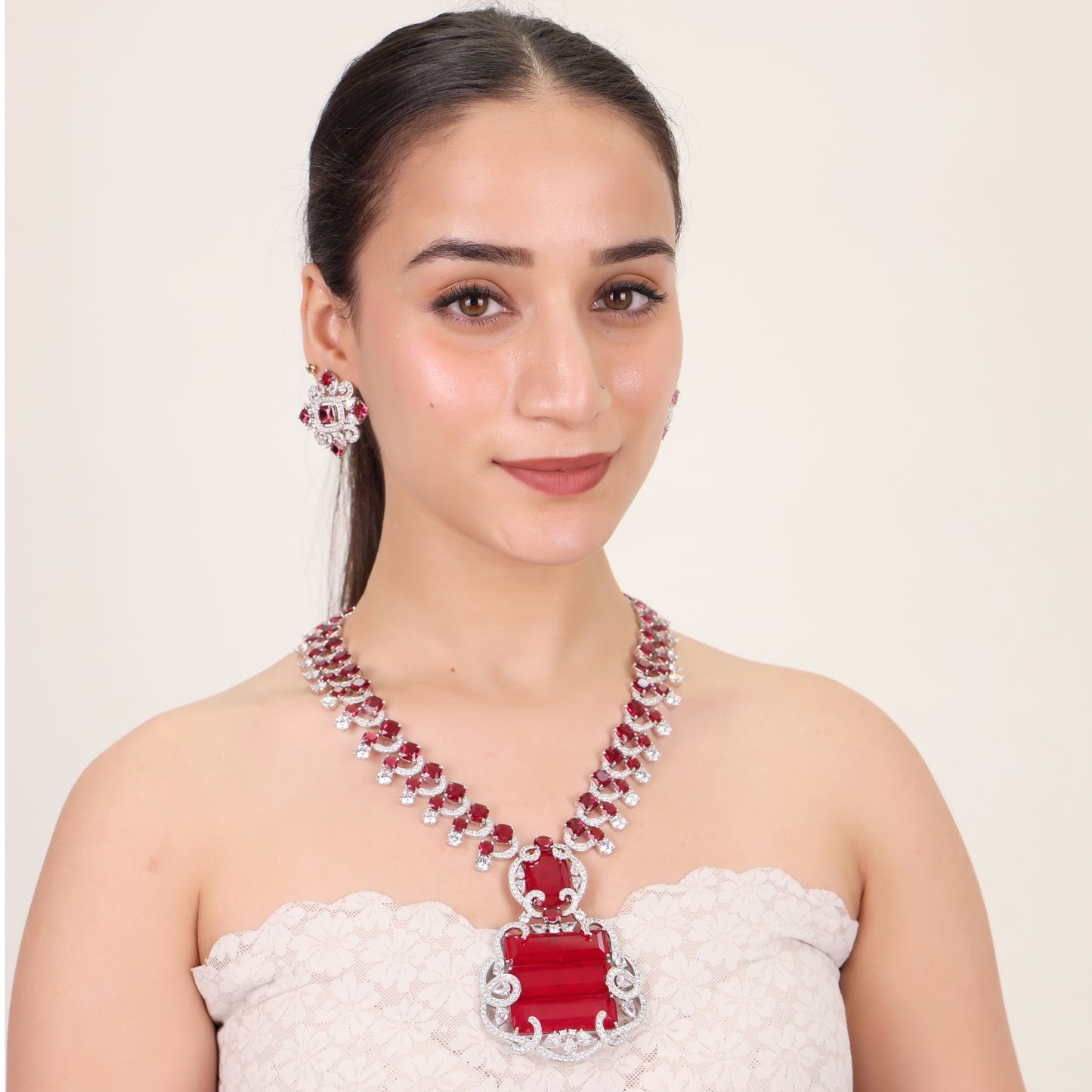 Scarlet Majesty Jewellery Set