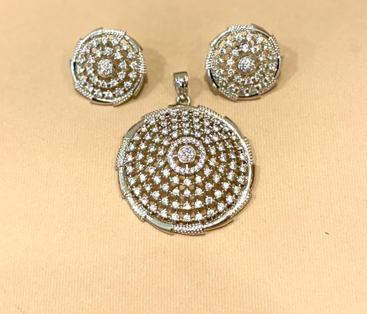 Celestia Pendant Set