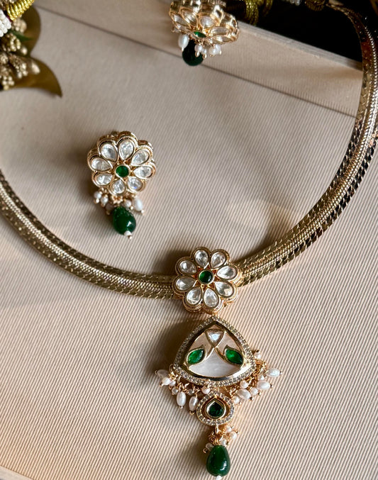 Ivory Fleur Emerald Drop Jewellery Set
