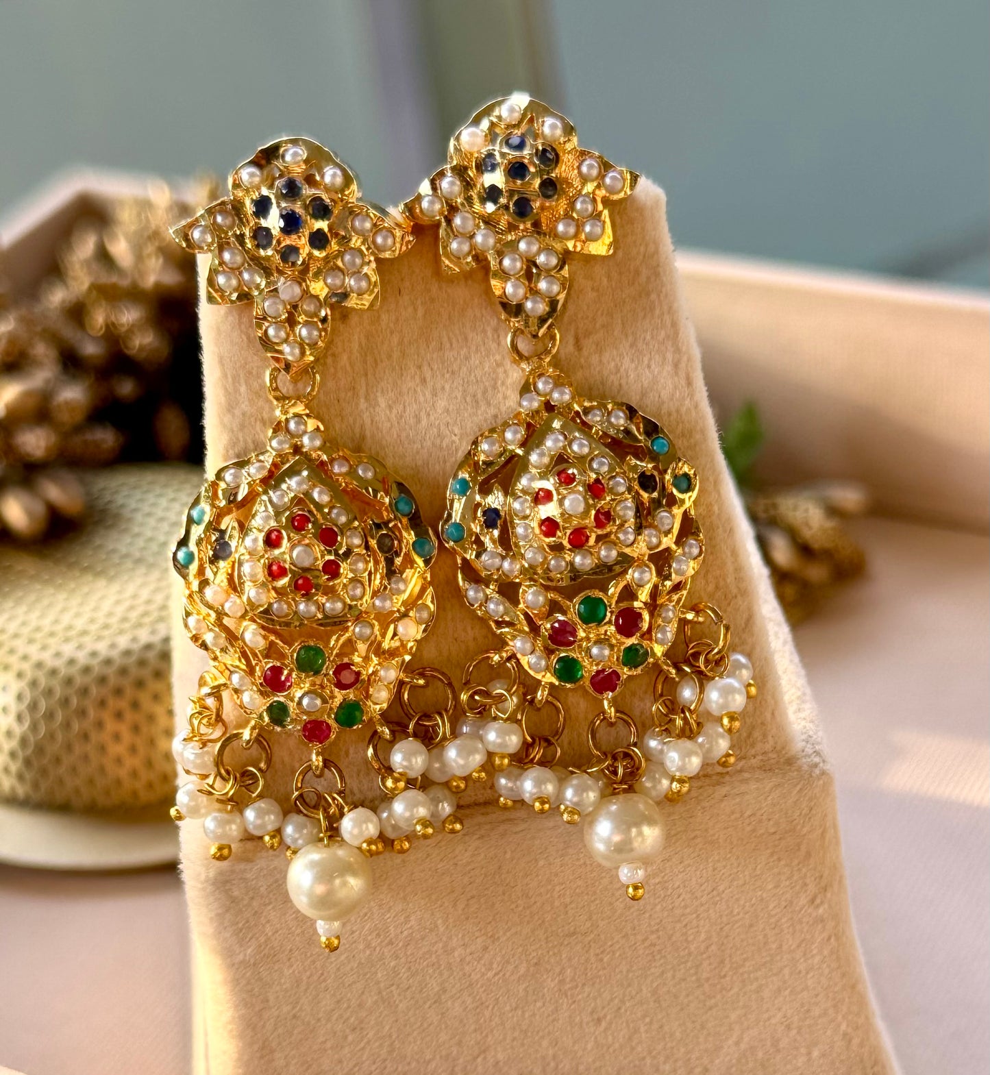 Vilina Jadau Jewellery Set